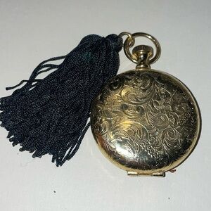 Vintage Estee Lauder Pocket Watch Powder Compact Pendant Necklace in dust bag